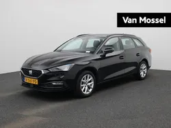 Zwart Gebruikt 2022 Seat Leon Reference Stationwagen | € 21.900 (Iets duurder)