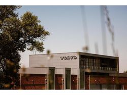 Wit Gebruikt 2024 Volvo XC40 Plus SUV | € 42.950 (Eerlijke prijs)