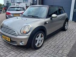 Beige Gebruikt 2006 Mini Cooper Hatchback | € 3.350 (Eerlijke prijs)
