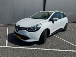 Wit Gebruikt 2015 Renault Clio GrandTour Expression Stationwagen | € 7.250 (Super prijs)
