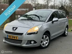 Grijs Gebruikt 2011 Peugeot 5008 Family MPV | € 1.950 (Goede deal)