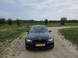 Zwart Gebruikt 2007 BMW 318 Sedan | € 6.500 (Duur)