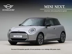 Grijs, metallic lak Nieuw 2025 Mini Cooper Classic Hatchback | € 31.950 (Goede deal)