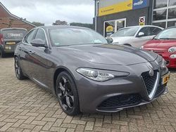 Grijs Gebruikt 2019 Alfa Romeo Giulia Sedan | € 29.845 (Eerlijke prijs)