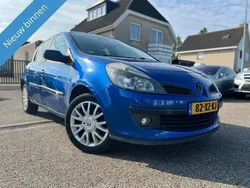 Blauw Gebruikt 2007 Renault Clio II Dynamique Hatchback | € 1.499 (Goede deal)