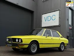 Geel Gebruikt 1973 BMW 520 Sedan | € 9.995