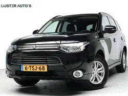 Zwart Gebruikt 2014 Mitsubishi Outlander P-HEV Edition SUV | € 8.945 (Goede deal)