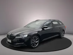 Zwart Gebruikt 2022 Skoda Superb Business Line Stationwagen | € 35.900 (Duur)