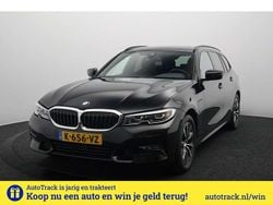 Zwart Gebruikt 2021 BMW 330e Executive Stationwagen | € 26.750 (Super prijs)
