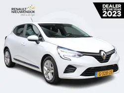 Blanc glacier 369 Gebruikt 2019 Renault Clio IV Zen Hatchback | € 11.400 (Eerlijke prijs)