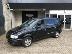 Zwart Gebruikt 2004 Hyundai Trajet Dynamiq MPV | € 1.999