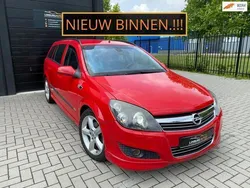 Rood Gebruikt 2007 Opel Astra Executive Stationwagen | € 6.450