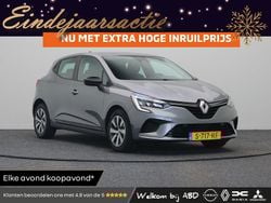 Gris schiste Gebruikt 2023 Renault Clio V Equilibre Hatchback | € 14.745 (Eerlijke prijs)