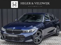 Blauw Gebruikt 2024 BMW 330e M Sport Sedan | € 51.450 (Super prijs)