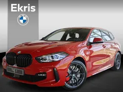 Rood, metallic lak Gebruikt 2024 BMW 118 M Sport Hatchback | € 37.950 (Eerlijke prijs)