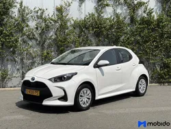 Wit Gebruikt 2021 Toyota Yaris Active Hatchback | € 18.940 (Goede deal)