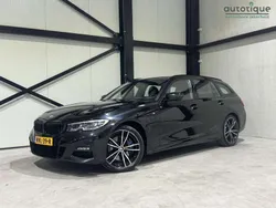 Zwart Gebruikt 2021 BMW 330e M Sport Stationwagen | € 29.940 (Eerlijke prijs)