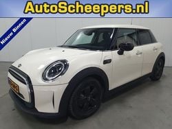 Wit Gebruikt 2022 Mini ONE Business Hatchback | € 19.495 (Goede deal)