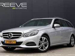 Grijs Gebruikt 2015 Mercedes E200 Stationwagen | € 18.900 (Eerlijke prijs)