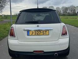 Wit Gebruikt 2006 Mini Cooper Hatchback | € 3.200 (Duur)