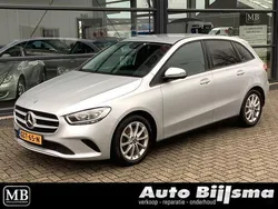 Grijs Gebruikt 2019 Mercedes B200 MPV | € 19.995 (Super prijs)