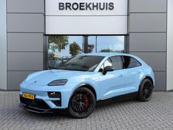 Blauw Gebruikt 2024 Porsche Macan Turbo SUV | € 109.800