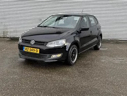 Zwart, metallic lak Gebruikt 2011 VW Polo Comfortline Hatchback | € 6.450 (Eerlijke prijs)