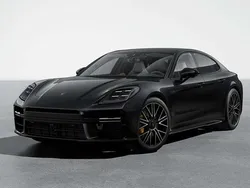 Zwart Nieuw 2025 Porsche Panamera Turbo S Sedan | € 297.722