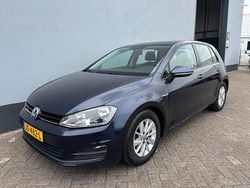 Blauw Gebruikt 2016 VW Golf VII Trendline Hatchback | € 11.950 (Goede deal)