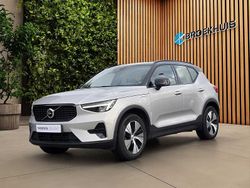 Grijs Gebruikt 2022 Volvo XC40 Plus SUV | € 30.900 (Eerlijke prijs)