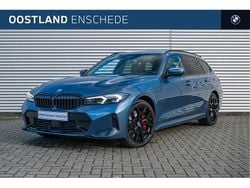Blauw Gebruikt 2025 BMW 330e Executive Stationwagen | € 71.835