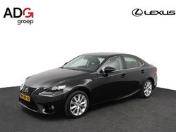 Zwart Gebruikt 2013 Lexus IS300h Sedan | € 22.900 (Duur)