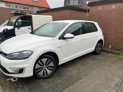 Wit Gebruikt 2020 VW e-Golf Hatchback | € 14.000 (Eerlijke prijs)
