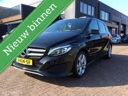 Zwart Gebruikt 2017 Mercedes B180 Business MPV | € 16.999 (Eerlijke prijs)