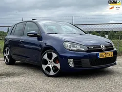 Blauw, metallic lak Gebruikt 2010 VW Golf VI Highline Hatchback | € 8.450 (Duur)
