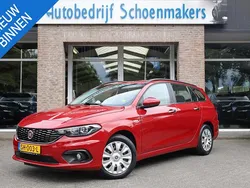 Rood Gebruikt 2017 Fiat Tipo Lounge Stationwagen | € 12.445 (Duur)