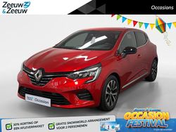 Vlamrood nnp Gebruikt 2023 Renault Clio V Techno Hatchback | € 21.935 (Eerlijke prijs)