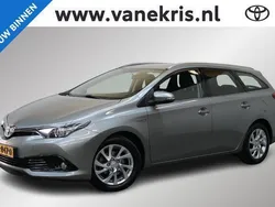 Grijs Gebruikt 2016 Toyota Auris Touring Sports Stationwagen | € 16.249 (Iets duurder)