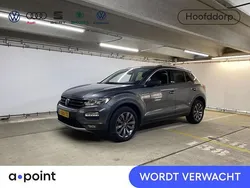 Grijs Gebruikt 2021 VW T-Roc Style SUV | € 21.749 (Eerlijke prijs)