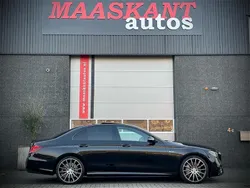 Zwart, metallic lak Gebruikt 2017 Mercedes E43 AMG AMG Sedan | € 46.950 (Eerlijke prijs)