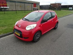 Rood Gebruikt 2009 Citroën C1 Hatchback | € 1.595 (Eerlijke prijs)