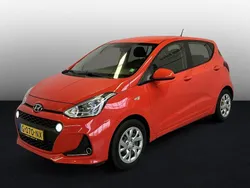 Rood Gebruikt 2019 Hyundai i10 Comfort Hatchback | € 10.950 (Iets duurder)