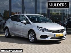 Grijs Gebruikt 2020 Opel Astra Edition Hatchback | € 13.945 (Eerlijke prijs)