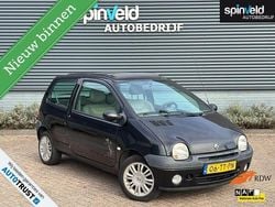 Zwart Gebruikt 2007 Renault Twingo Initiale Paris Hatchback | € 1.499 (Goede deal)