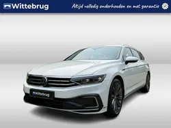 Wit Gebruikt 2021 VW Passat Business Stationwagen | € 27.950 (Eerlijke prijs)