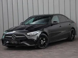 Zwart Gebruikt 2024 Mercedes C300e AMG Sedan | € 54.500 (Eerlijke prijs)