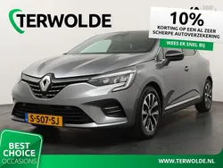 Grijs Gebruikt 2023 Renault Clio V Techno Hatchback | € 22.695 (Eerlijke prijs)