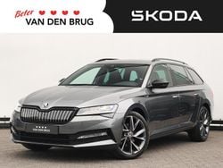 Grijs Gebruikt 2022 Skoda Superb Business Line Stationwagen | € 27.900 (Eerlijke prijs)