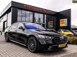 Zwart, metallic lak Gebruikt 2022 Mercedes S580 AMG line Sedan | € 104.500 (Iets duurder)