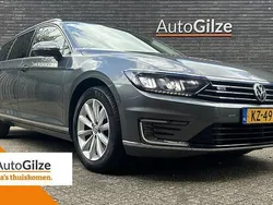 Grijs, metallic lak Gebruikt 2016 VW Passat GTE Stationwagen | € 12.945 (Eerlijke prijs)